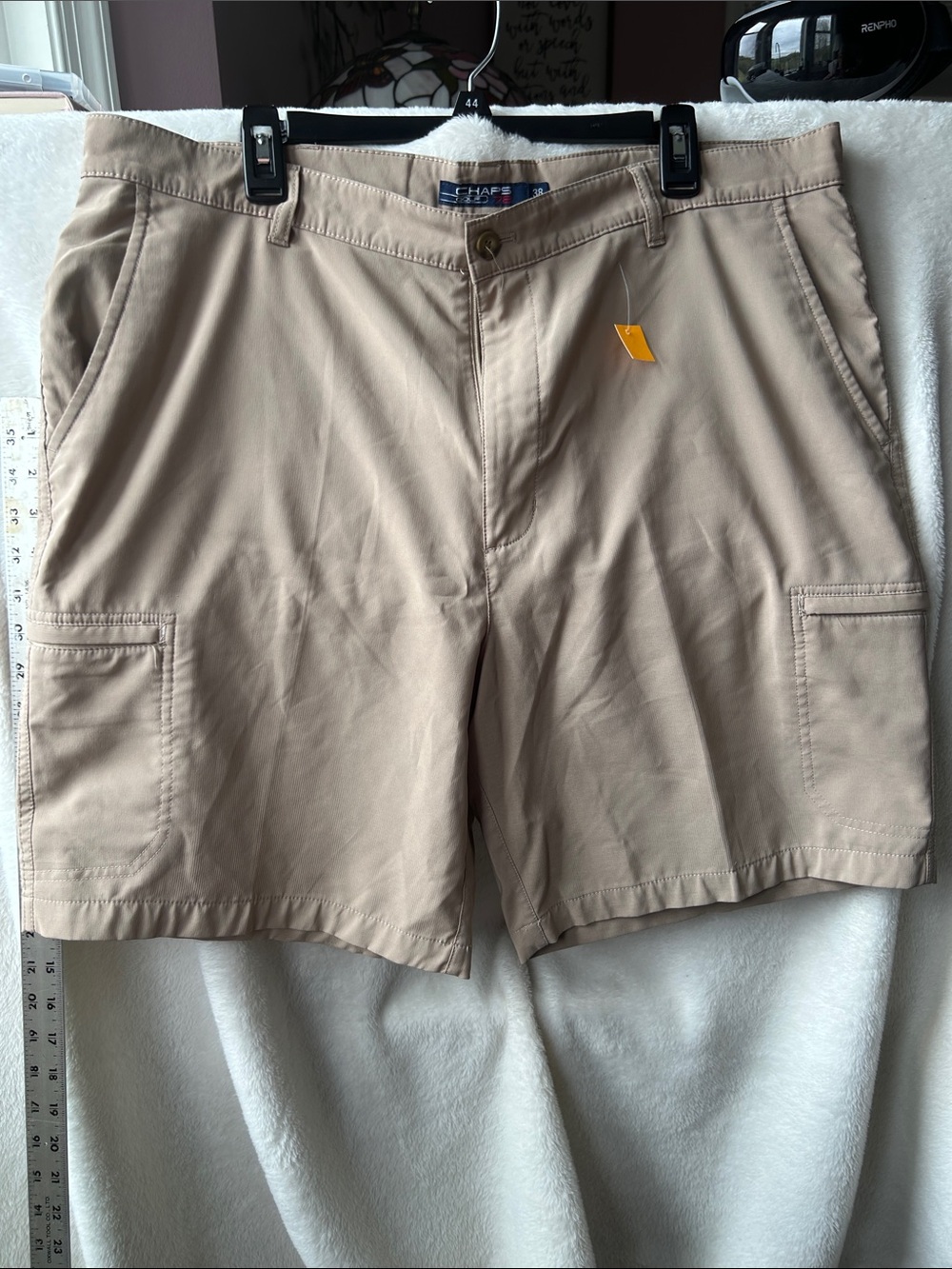 Chaps golfMen’s Khaki Cargo Shorts